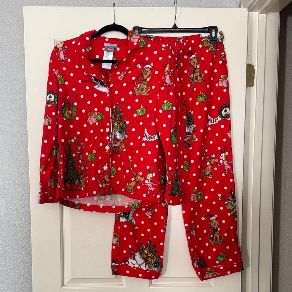 Pottery Barn Teen Grinch Pajama Set